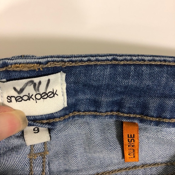Sneak Peek Low Rise Skinny Jeans Size 9 - Picture 4 of 8
